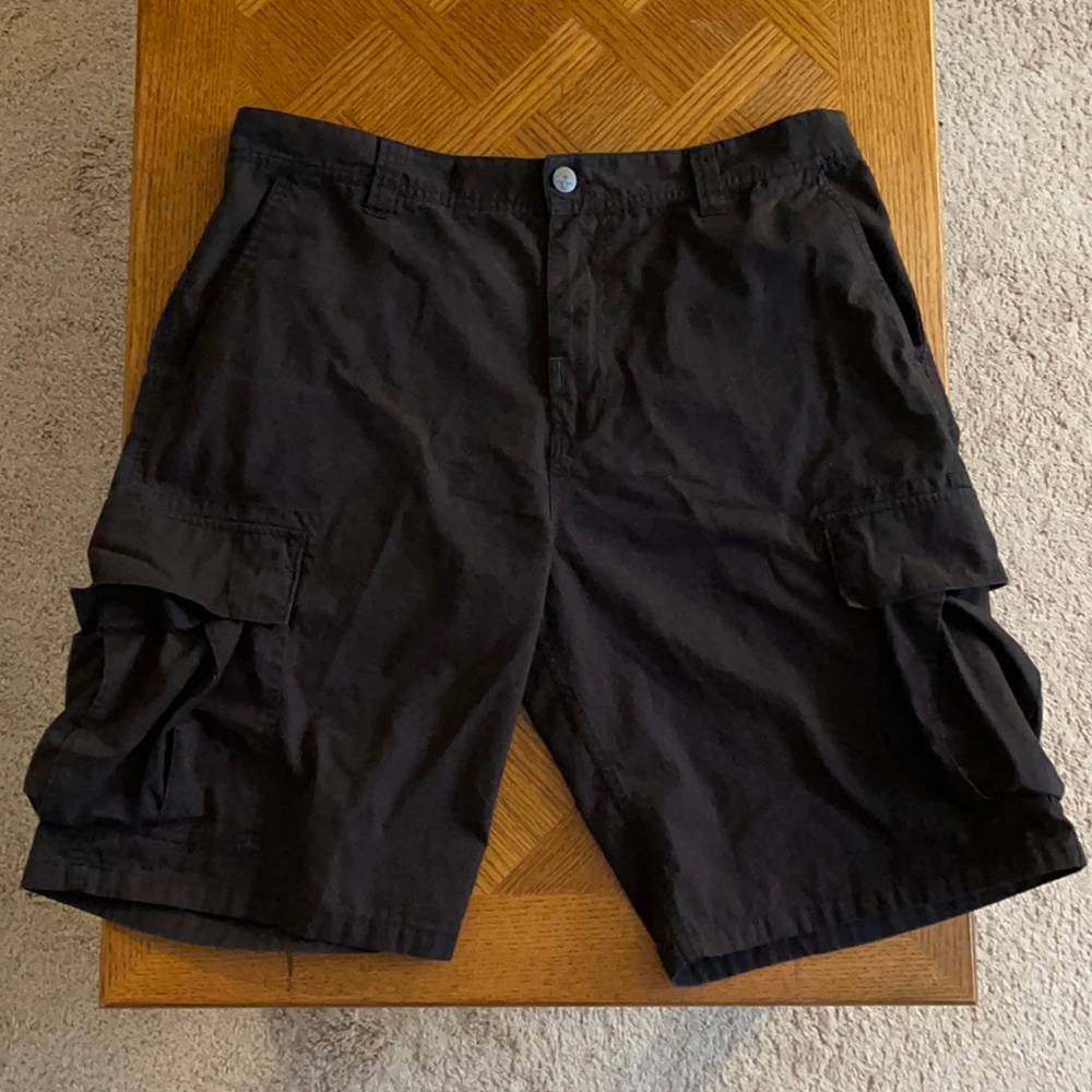 LRG Men’s Cargo Shorts - Size 38